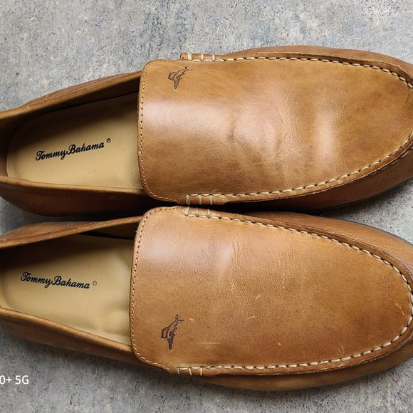 Tommy Bahama Loafers - Picture 2 of 7